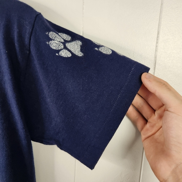 Vintage Howling Wolf Fort McMurray Canada Short Sleeve Graphic T-Shirt Medium - Picture 6 of 12